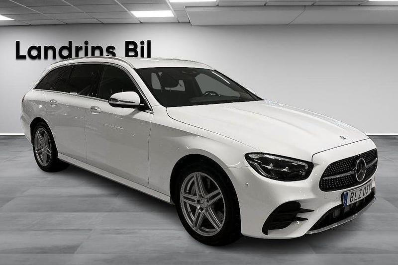 Begagnad Mercedes E300 AMG line 194 HK (142 kW) 2022 Polarvit Kombi