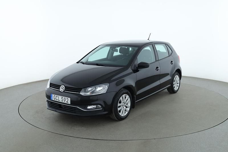 Svart Begagnad 2015 VW Polo Halvkombi | 80 000 kr (Bra pris) - Bild 1/4