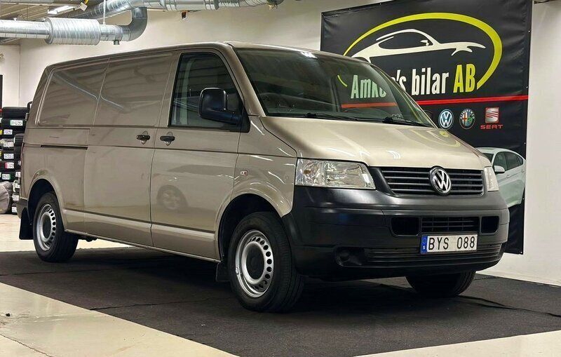 Ljusgrå (grå) Begagnad 2008 VW T5 Van | 69 900 kr (Bra pris) - Bild 1/4
