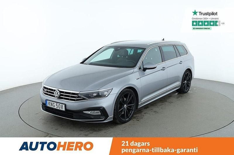 Silver Begagnad 2020 VW Passat R-line Kombi | 255 000 kr (Lite dyr) - Bild 1/4