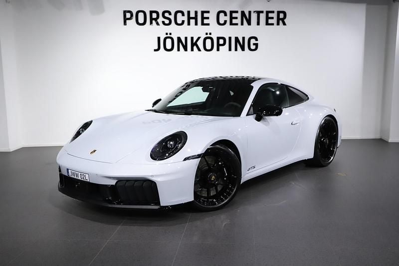Begagnad 2025 Porsche 911 Sportkupé | 2 050 000 kr - Bild 1/4