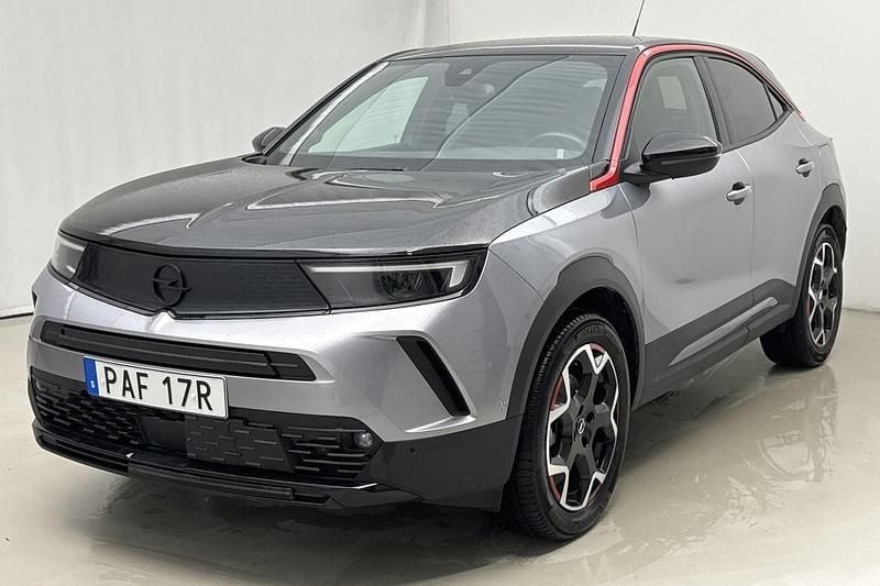 Grå Begagnad 2022 Opel Mokka-e GS Line SUV | 199 000 kr (Superpris) - Bild 1/4