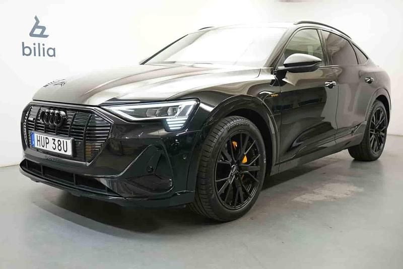 Svart Begagnad 2022 Audi e-tron Sportback SUV | 479 900 kr (Lite dyr) - Bild 1/1