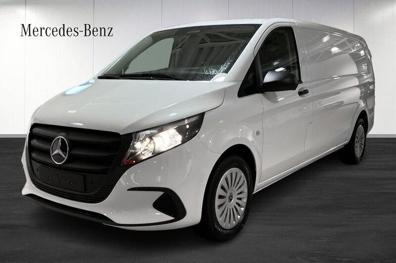 Vit (white) Ny 2024 Mercedes Vito Minibuss | 538 738 kr (Lite dyr) - Bild 1/4