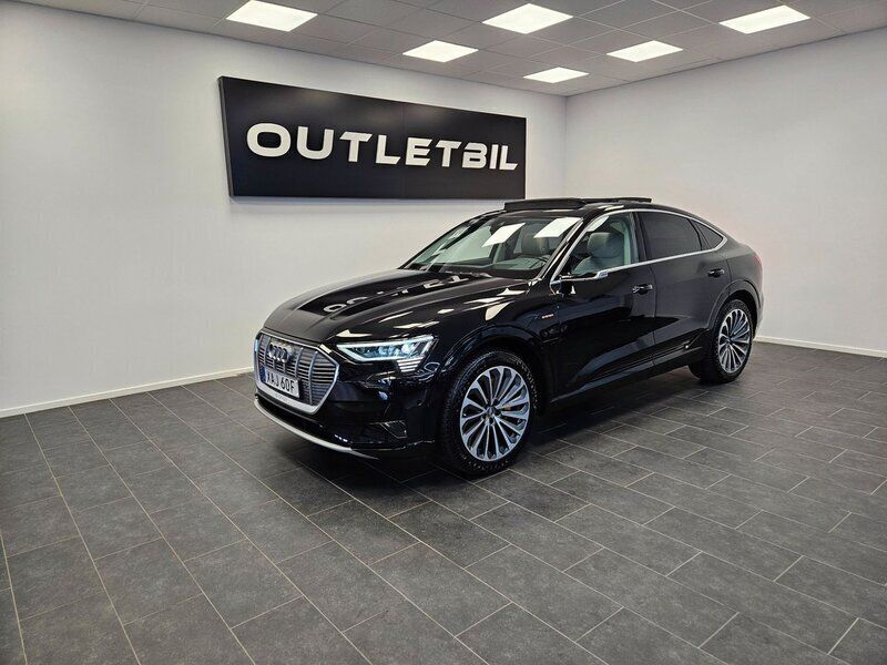 Svart Begagnad 2020 Audi e-tron Sportback Advanced Plus SUV | 319 000 kr - Bild 1/4