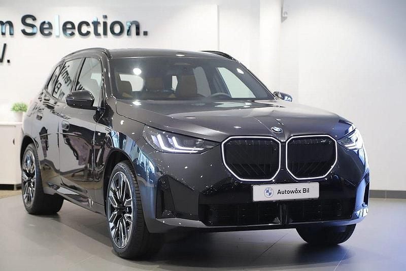 Grå Ny 2025 BMW X3 Comfort Edition SUV | 907 800 kr (Dyr) - Bild 1/3