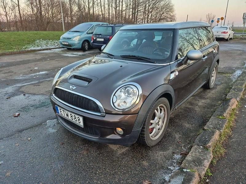 Begagnad 2010 Mini Cooper S Clubman Kombi | 79 000 kr (Marknadspris) - Bild 1/4