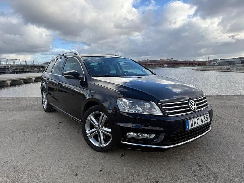 Svart Begagnad 2015 VW Passat GT Kombi | 89 900 kr (Superpris) - Bild 1/4
