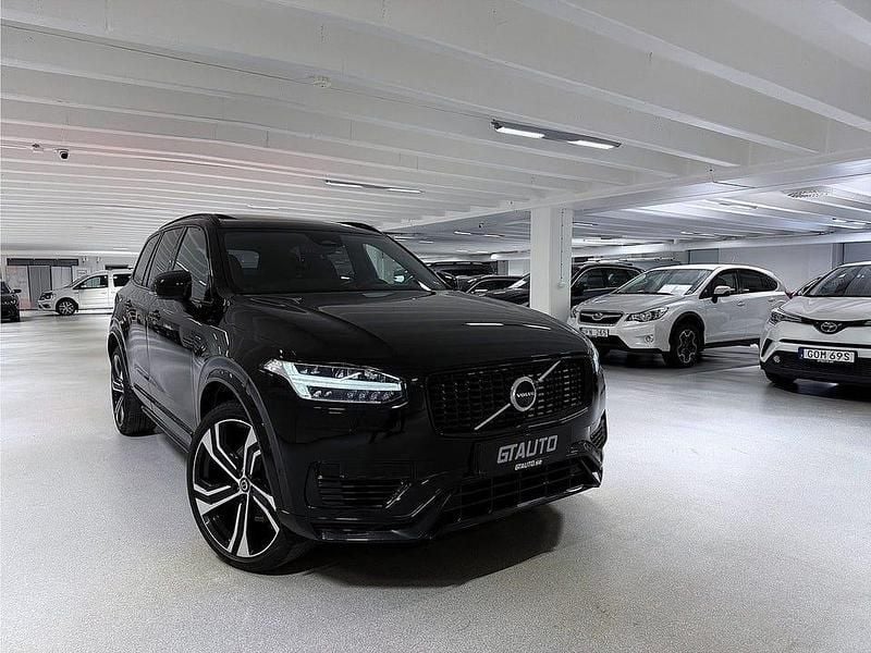 Svart Begagnad 2023 Volvo XC90 Ultimate SUV | 699 900 kr - Bild 1/4