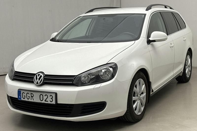Vit Begagnad 2012 VW Golf VI Kombi | 69 000 kr (Marknadspris) - Bild 1/4