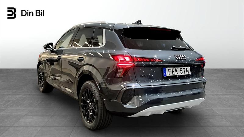 Ny Audi Q3 2026 Blå SUV