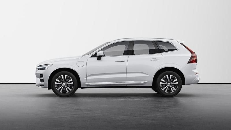 Vit Ny 2025 Volvo XC60 Core SUV | 584 900 kr (Bra pris) - Bild 1/4