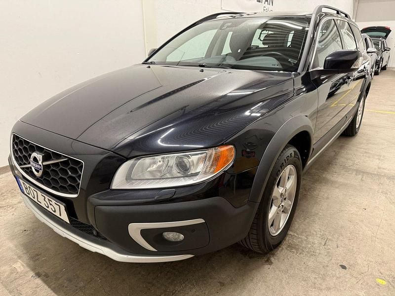 Svart (svart metallic) Begagnad 2014 Volvo XC70 Momentum SUV | 124 500 kr (Marknadspris) - Bild 1/4