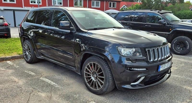Begagnad Jeep Grand Cherokee SRT 468 HK (344 kW) 2013 Svart SUV