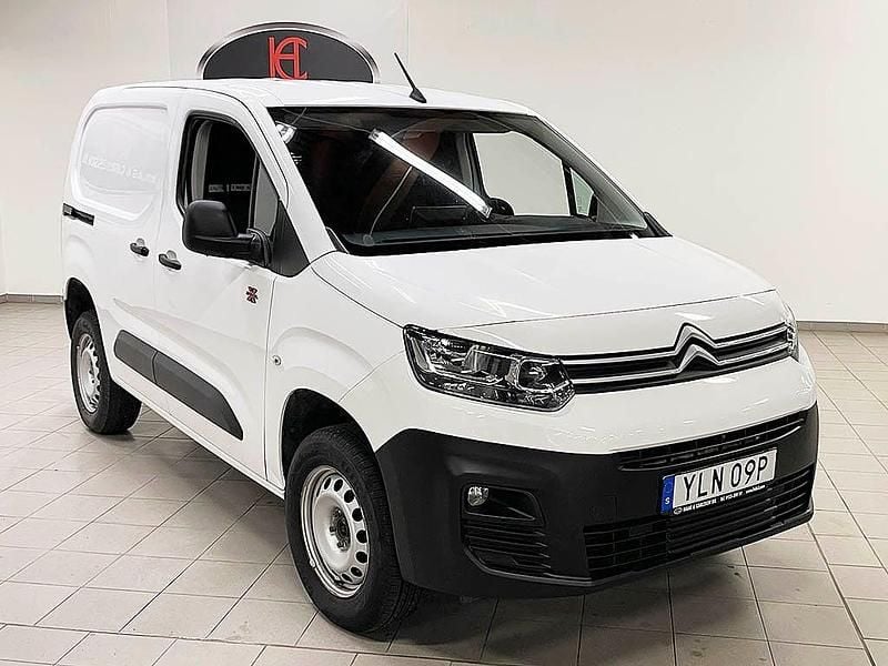 Begagnad Citroën Berlingo 131 HK (96 kW) 2019 Vit Minibuss