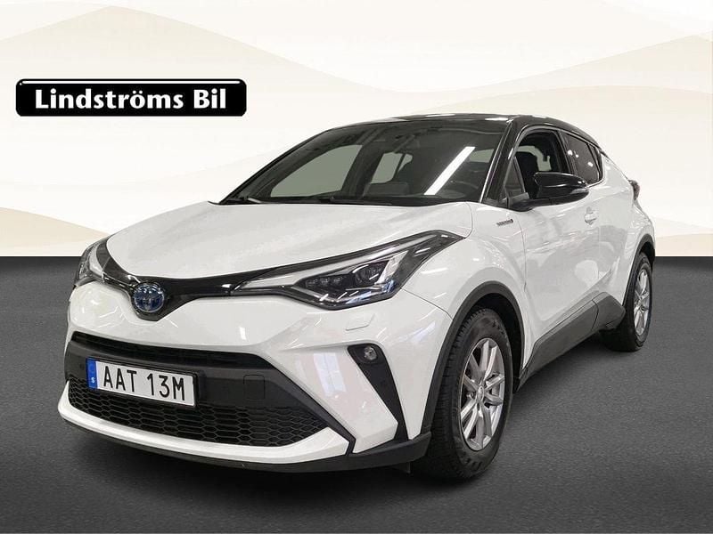 Vit Begagnad 2021 Toyota C-HR Edition SUV | 269 000 kr (Marknadspris) - Bild 1/3