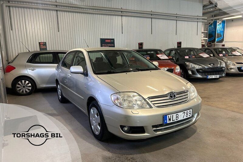 Silver Begagnad 2004 Toyota Corolla Sedan | 24 900 kr (Bra pris) - Bild 1/4