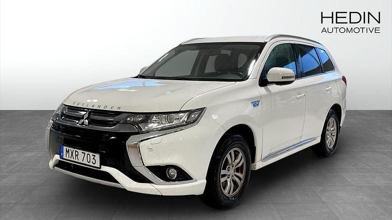 Begagnad 2016 Mitsubishi Outlander P-HEV SUV | 149 900 kr - Bild 1/4