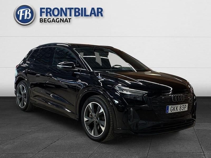 Begagnad Audi Q4 e-tron S-Line 219 kW (299 HK) 2023 Svart SUV