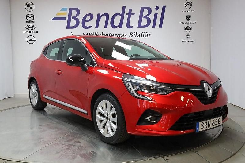 Röd Begagnad 2019 Renault Clio V Intens Halvkombi | 139 500 kr (Marknadspris) - Bild 1/3