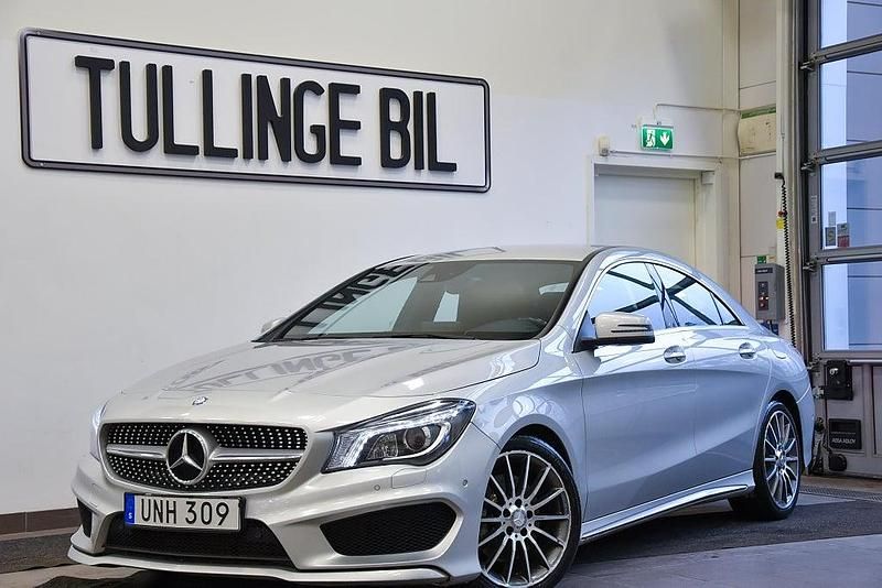 Silver Begagnad 2015 Mercedes CLA220 AMG Sedan | 179 900 kr (Marknadspris) - Bild 1/4