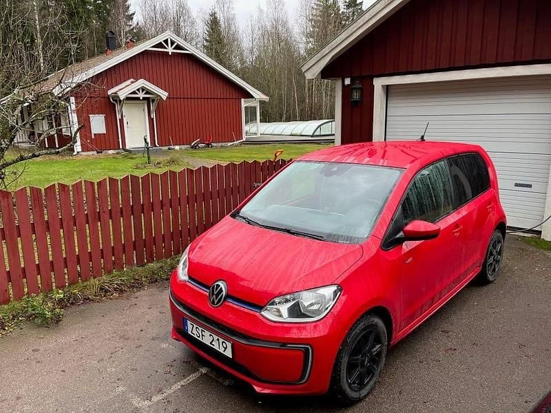 Begagnad 2020 VW e-up! Halvkombi | 119 000 kr (Bra pris) - Bild 1/3