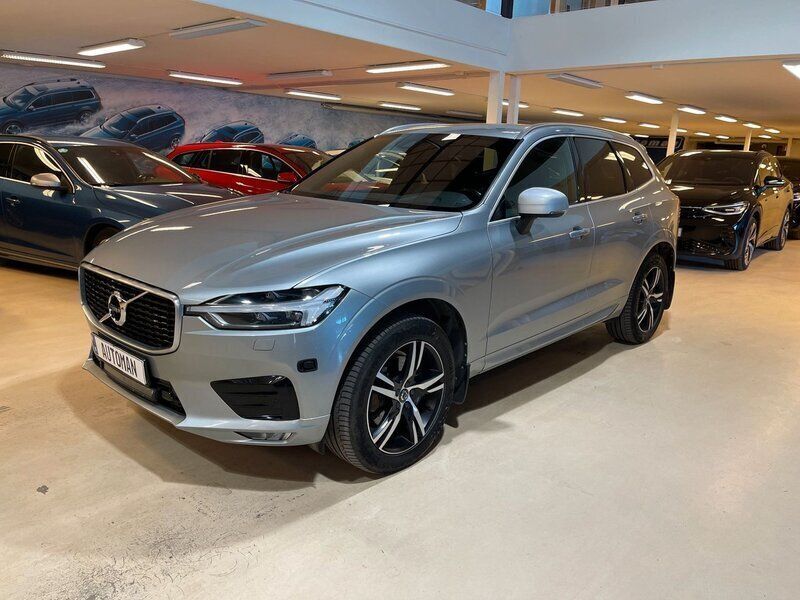 Silver Begagnad 2018 Volvo XC60 R-Design SUV | 254 900 kr (Dyr) - Bild 1/4