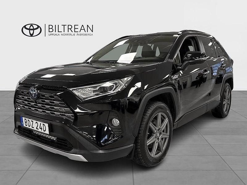 Svart Begagnad 2020 Toyota RAV4 Hybrid Executive SUV | 364 000 kr (Marknadspris) - Bild 1/3