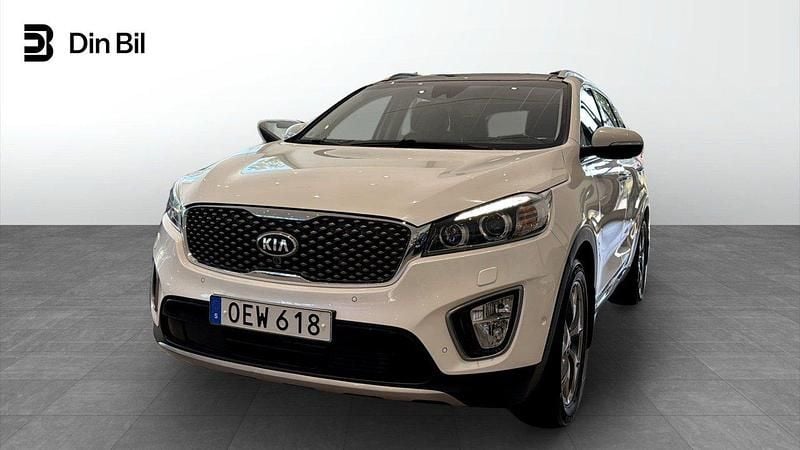 Vit Begagnad 2016 Kia Sorento SUV | 259 900 kr (Marknadspris) - Bild 1/4