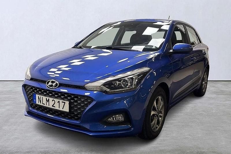 Blå Begagnad 2018 Hyundai i20 Halvkombi | 144 900 kr (Marknadspris) - Bild 1/4