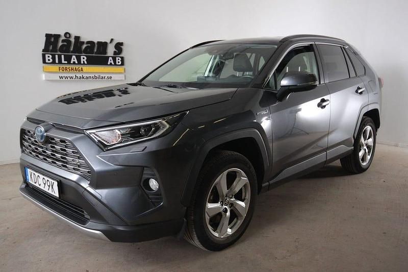 Mörkgrå Begagnad 2020 Toyota RAV4 Hybrid Executive SUV | 379 500 kr (Lite dyr) - Bild 1/4