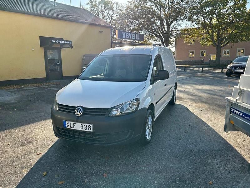Vit Begagnad 2011 VW Caddy Maxi Minibuss | 78 000 kr (Marknadspris) - Bild 1/4