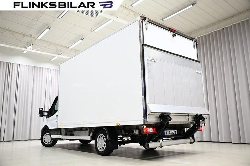 Begagnad Ford Transit 131 HK (96 kW) 2022 Vit Pickup