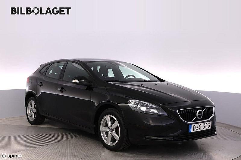 Svart Begagnad 2017 Volvo V40 Business Edition Kombi | 169 800 kr (Marknadspris) - Bild 1/4