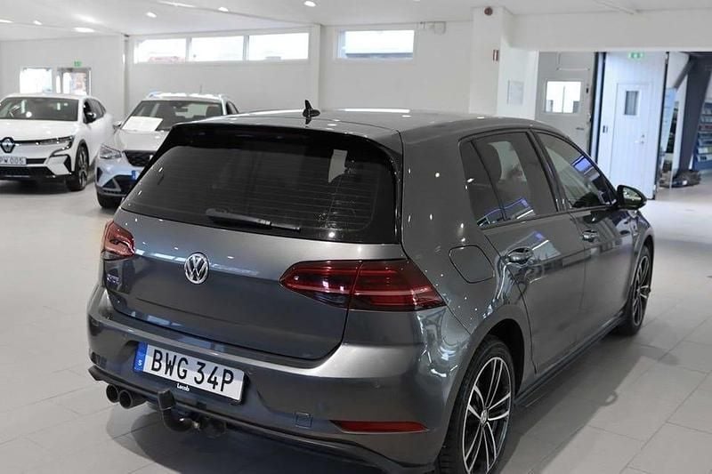 Begagnad VW Golf VII GTE 150 HK (110 kW) 2020 Grå Kombi