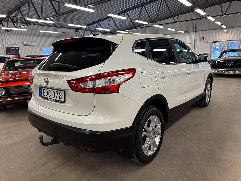 Begagnad Nissan Qashqai 110 HK (80 kW) 2016 Vit SUV