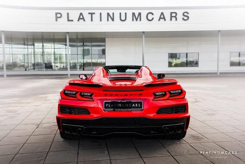 Begagnad Chevrolet Corvette 679 HK (499 kW) 2024 Röd Cab