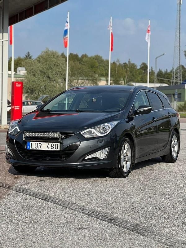 Begagnad 2012 Hyundai i40 Kombi | 55 000 kr (Marknadspris) - Bild 1/4