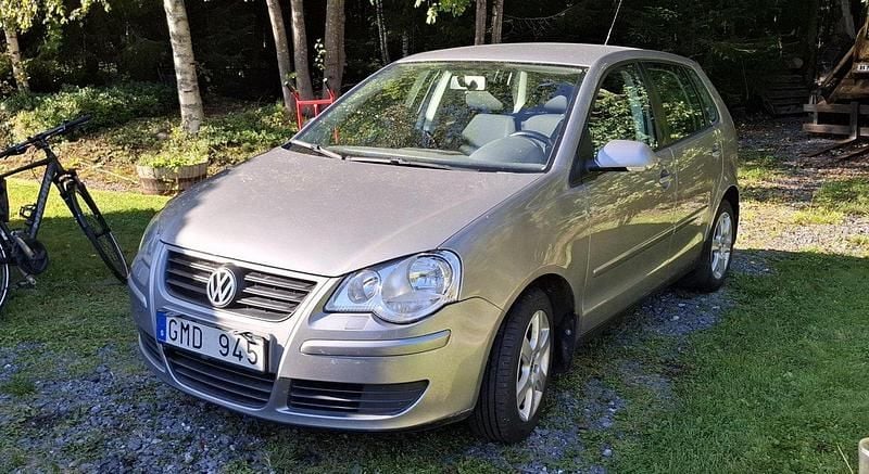 Silver Begagnad 2008 VW Polo Halvkombi | 29 000 kr (Bra pris) - Bild 1/4