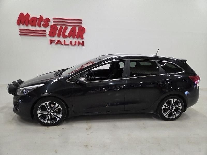 Svart Begagnad 2015 Kia Ceed GT Kombi | 109 900 kr (Dyr) - Bild 1/4