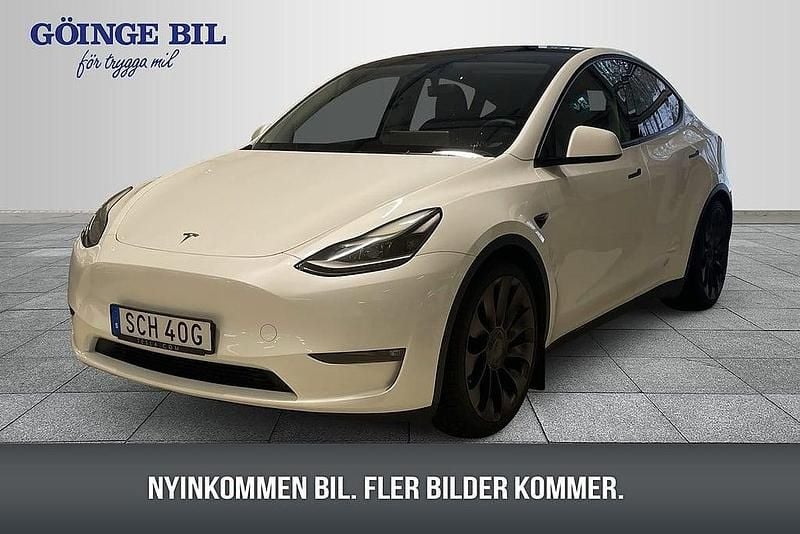 Begagnad Tesla Model Y Performance 392 kW (534 HK) 2023 Vit SUV
