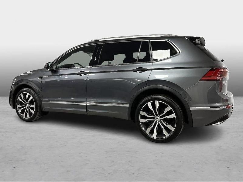 Begagnad VW Tiguan Allspace 239 HK (175 kW) 2019 Grå SUV