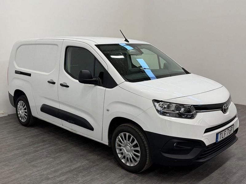 Vit Begagnad 2021 Toyota Proace City City Van | 169 000 kr - Bild 1/4