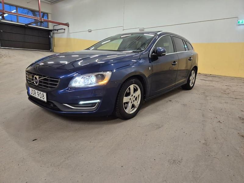 Begagnad 2015 Volvo V60 Ocean Race Kombi | 79 900 kr - Bild 1/4
