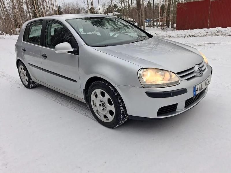 Begagnad 2005 VW Golf IV | 26 500 kr (Marknadspris) - Bild 1/4
