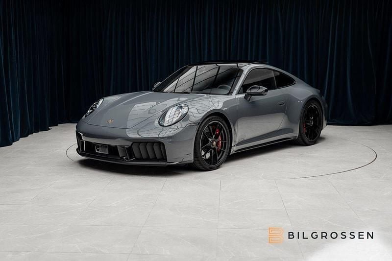 Ny 2025 Porsche 911 Carrera GTS Sportkupé | 2 269 900 kr - Bild 1/4