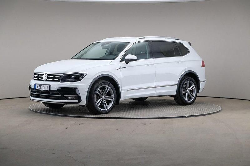 Vit Begagnad 2020 VW Tiguan Allspace SUV | 289 000 kr (Bra pris) - Bild 1/4