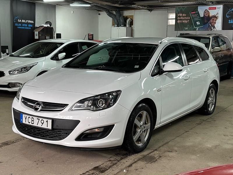 Begagnad Opel Astra drive 140 HK (102 kW) 2016 Vit Kombi