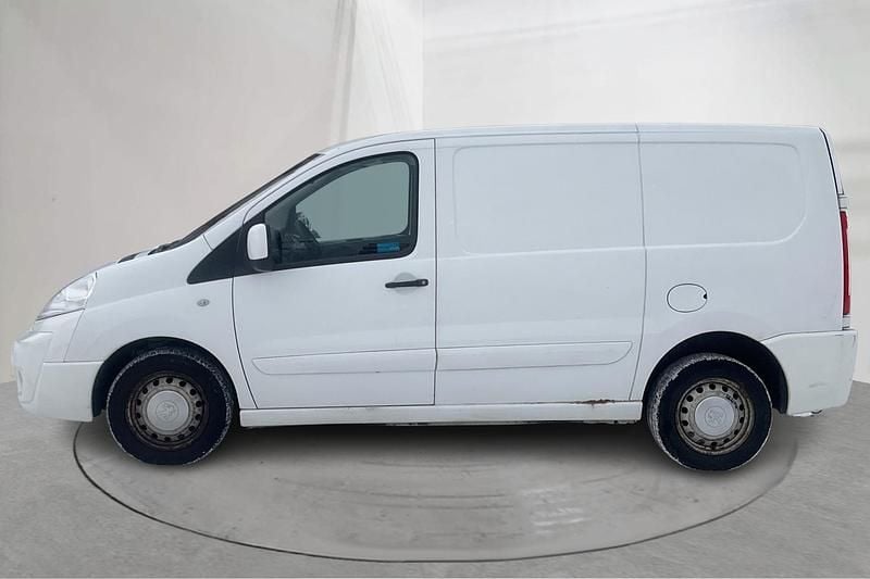 Begagnad Peugeot Expert 163 HK (119 kW) 2016 Vit Van