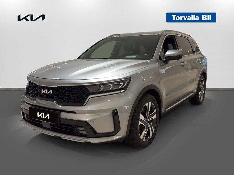 Grå Begagnad 2023 Kia Sorento Advance SUV | 439 900 kr (Bra pris) - Bild 1/3